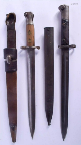 TWO MILITARY BAYONETS. Largest 43 cm long. (2)