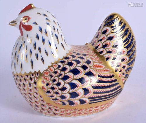 Royal Crown Derby paperweight Chicken. 9.5cm wide.