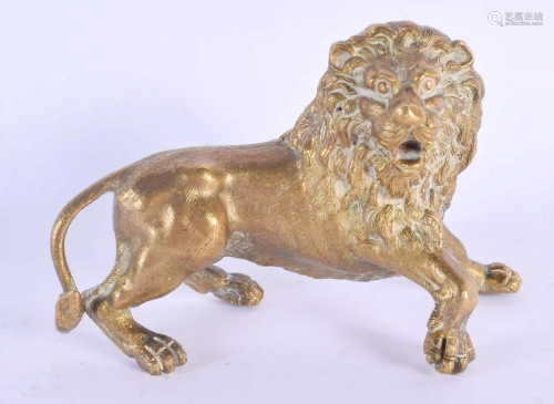 A FINE 18TH CENTURY EUROPEAN GILT BRONZE FIGURE OF A