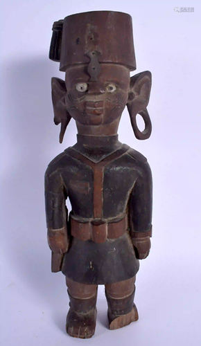 AN EARLY 20TH CENTURY AFRICAN COLONIAL CARVED WOOD