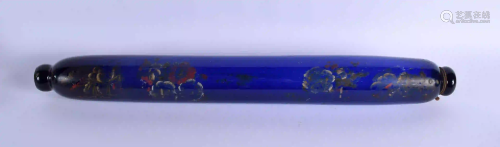 A LONG ANTIQUE BRISTOL BLUE ROLLING PIN painted with