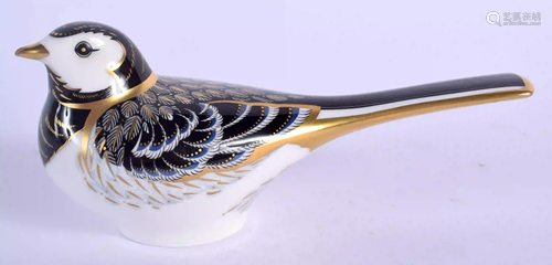 Royal Crown Derby paperweight Pied Wagtail. 14.5cm