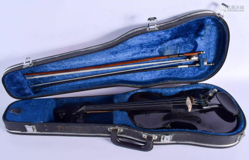 AN ELECTRIC VIOIN with two bows. 57 cm long. (3)