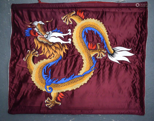 AN EARLY 20TH CENTURY CHINESE SILK WORK DRAGON PANEL