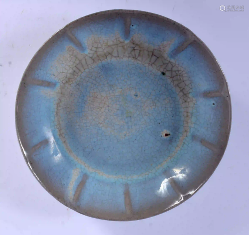 A CHINESE QING DYNASTY JUNYAO GLAZED BRUSH WASHER of