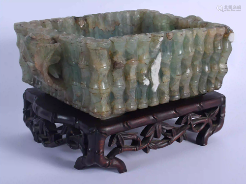 A LARGE 19TH CENTURY CHINESE CARVED FLUORITE TWIN