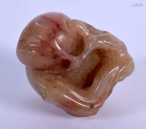 A 19TH CENTURY CHINESE CARVED JADE FRUITING POD Qing. 5