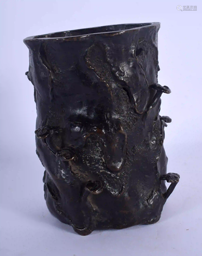 A 19TH CENTURY JAPANESE MEIJI PERIOD BRONZE BRUSH POT