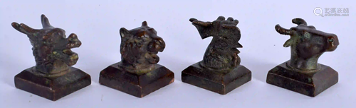 FOUR CHINESE BRONZE SEALS 20th Century. 5 cm x 3 cm.