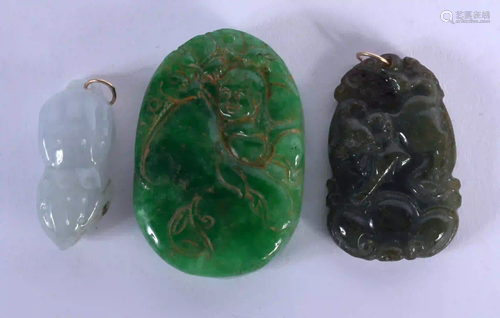 TWO CHINESE CARVED JADE PENDANTS 20th Century, together