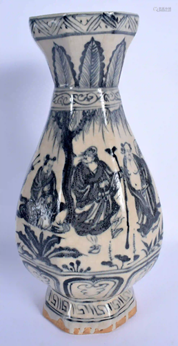 A CHINESE BLUE AND WHITE PORCELAIN VASE 20th Century.