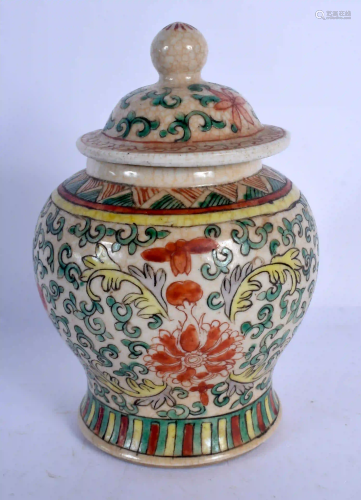 A 19TH CENTURY CHINESE FAMILLE VERTE VASE AND COVER