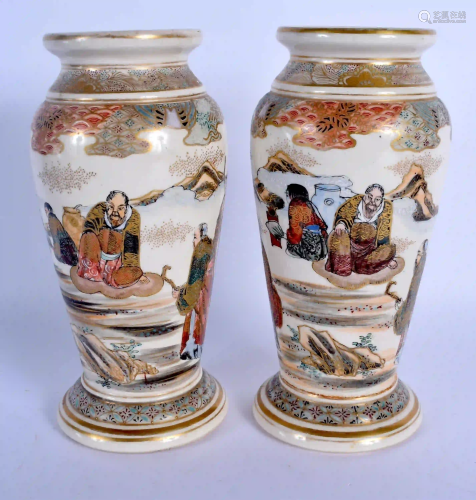 A PAIR OF LATE 19TH CENTURY JAPANESE MEIJI PERIOD