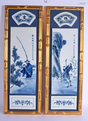 A LARGE PAIR OF LATE 19TH CENTURY CHINESE BLUE AND