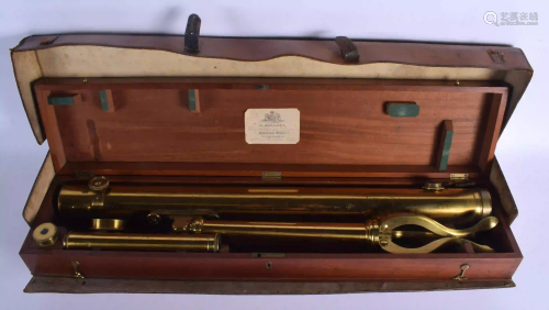 A LOVELY ANTIQUE LEATHER CASED DOLLAND TELESCOPE ON