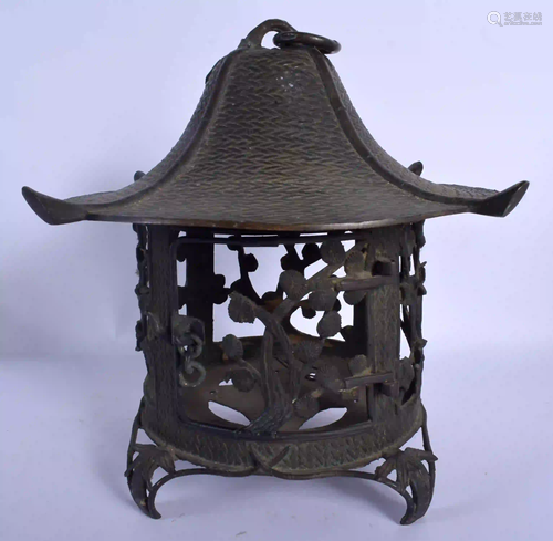 A 19TH CENTURY JAPANESE MEIJI PERIOD BRONZE LANTERN of