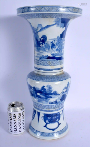 A LARGE CHINESE BLUE AND WHITE PORCELAIN YEN YEN VASE