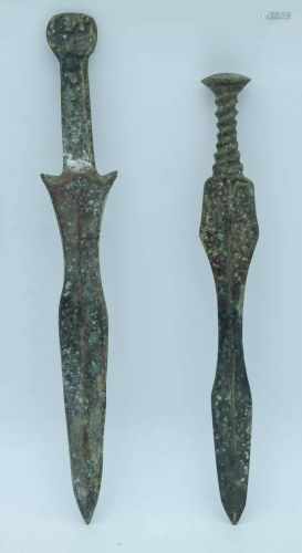 Two Chinese bronze swords 38cm (2).