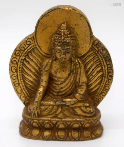 A small Chinese Tibetan bronze Buddha 7 cm.