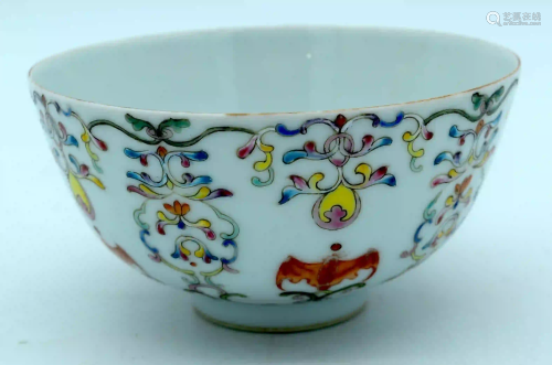 A Small Chinese 20th Century Bowl decorated with Bats