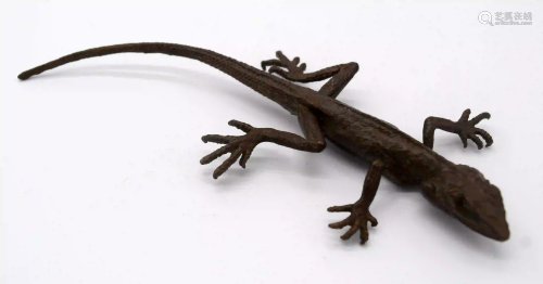 A Japanese small bronze Lizard 16cm.