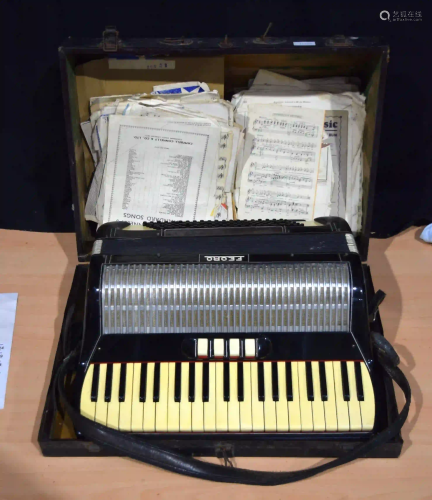 An Italian Feoro cased accordion 18 x 52cm (2).
