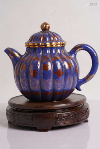 A Pumpkin-shaped Deep Blue Glazed Gilt Red Clay Pot