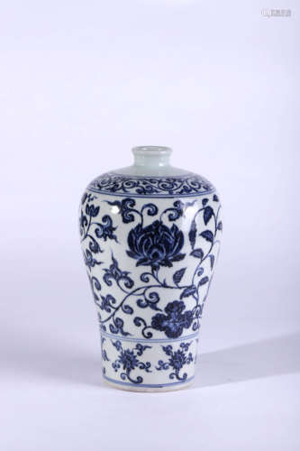 A Blue and White Porcelain Meiping