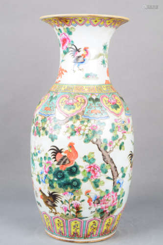 A Famille Rose Flower Porcelain Vase