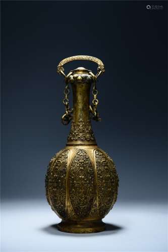 A Chinese Gilt Bronze Container