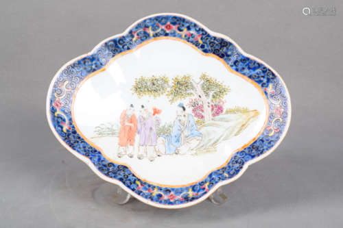 A Famille Rose Figure Porcelain Plate