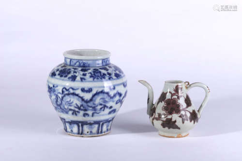 An Underglaze Red Porcelain Ewer and a Blue and White Dragon Porcelain Jar