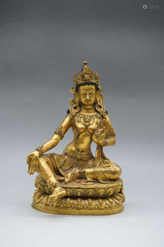 A Gilding Copper Sitting Guanyin Bodhisattva Statue