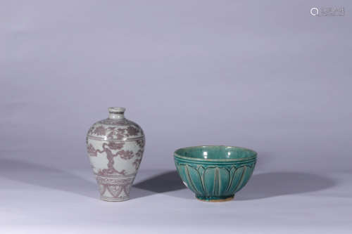 An Underglaze Red Porcelain Meiping and a Green Glazed Porcelain Brush Washer