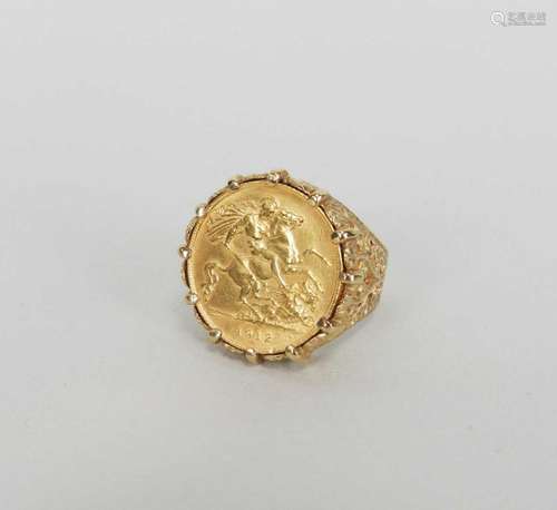 A half sovereign set ring