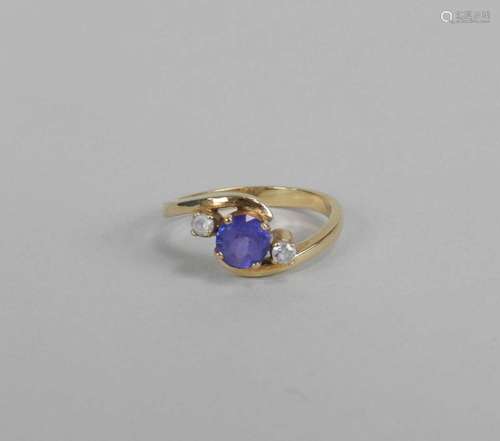 A tanzanite dress ring