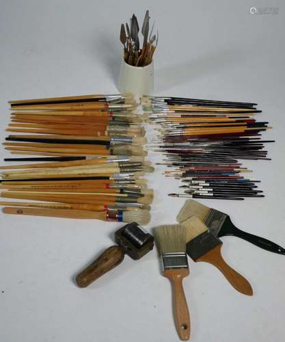 A Quantity of Artist Materials