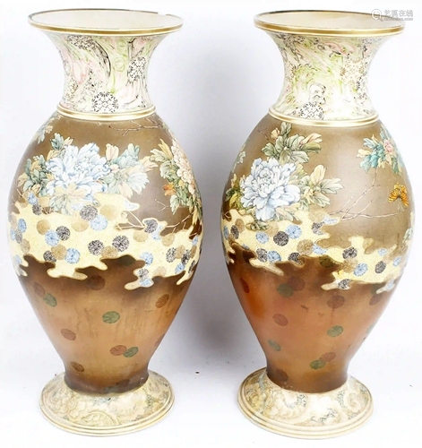 STYLE OF JAPANESE SATSUMA MEIJA VASE PAIR