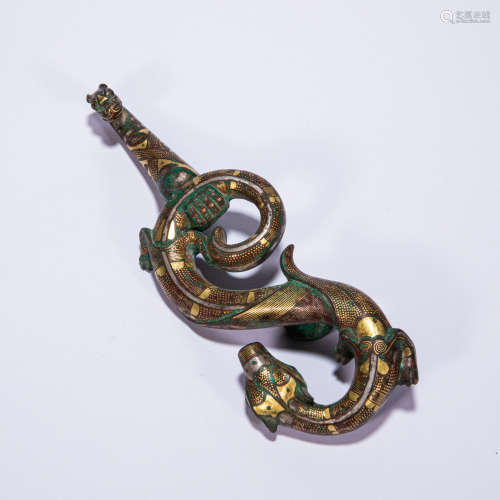 CHINESE BELT HOOK INLAID WITH GOLD