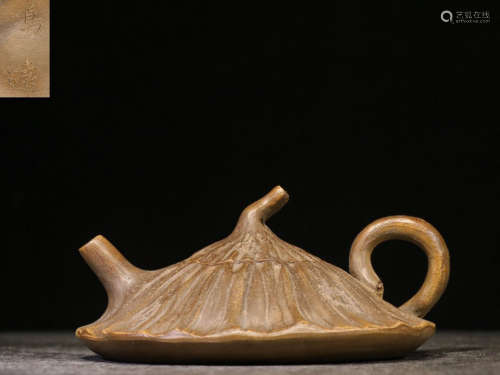 CHINESE PURPLE CLAY TEAPOT