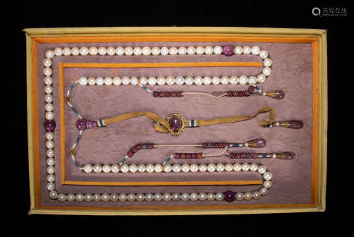 CHINESE PEARL COURT BEADS