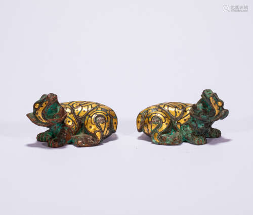 PAIR OF CHINESE BEASTS INLAID WITH GOLD