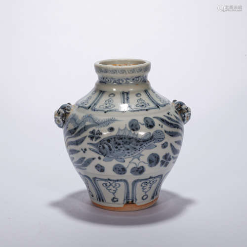 CHINESE BLUE AND WHITE PORCELAIN POT