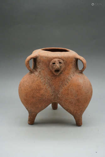 A Triangle Three-legged Pottery Vase