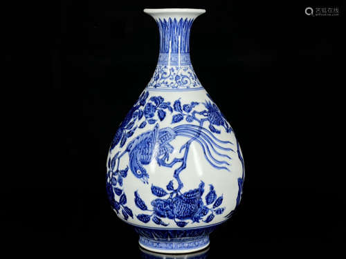 A Blue and White Floral Flower&Bird Pattern Porcelain Vase