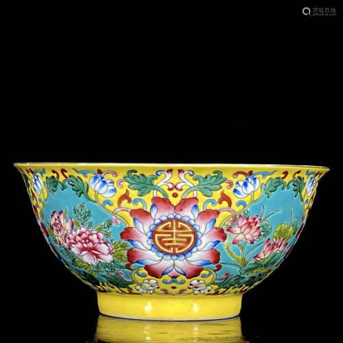 An Enamel Floral Porcelain Shou Character  Bowl