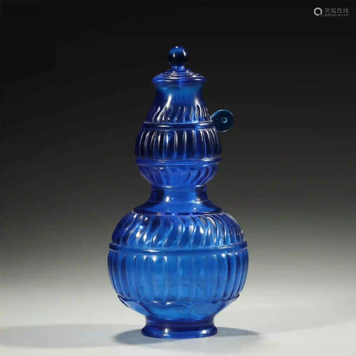 CHINESE BLUE GLASS VASE