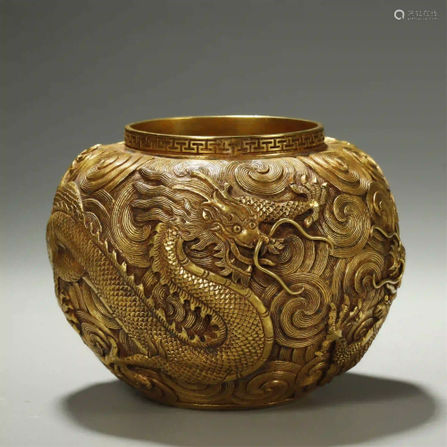 CHINESE GILT-BRONZE CARVED 