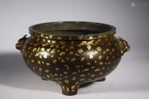 A PARCEL-GILT BRONZE INCENSE BURNER