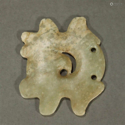 OLD CHINESE JADE PENDANT